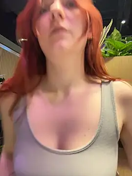 SaintMaya's Live XXX Chat