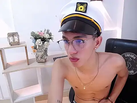 Nicolas_Rosenthal Live XXX-Chat