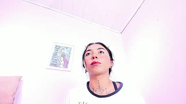 miss_soffi_ live XXX chat