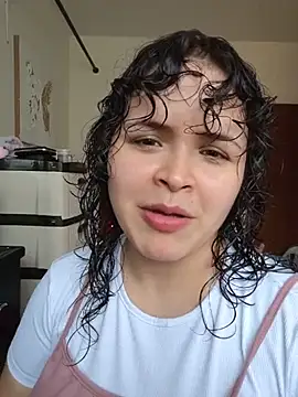 Chat XXX en directo de SeleneLuminari8