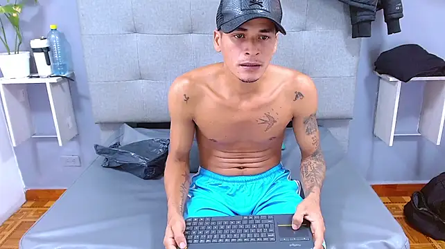 Chat XXX en directo de Jainer_Bronw_01