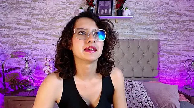 JustVeroo_n Live XXX chat