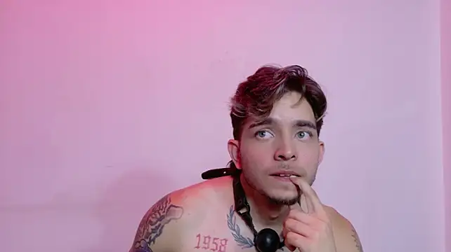 AliceandMax Chat XXX live