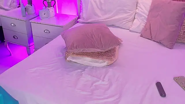 Czat XXX na żywo – SamyBlonde