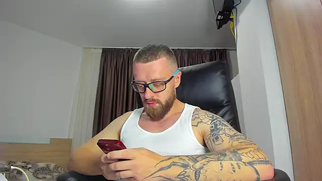 Онлайн чат XXX Findom_guy
