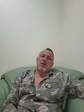 Chatroom XXX en direct de Dominator4y