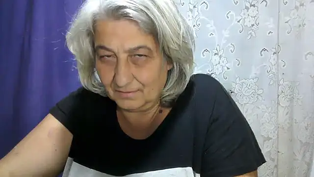 XXX chat uživo modela ExquisiteMature