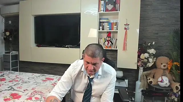 SpartacusDaddy48 现场XXX聊天