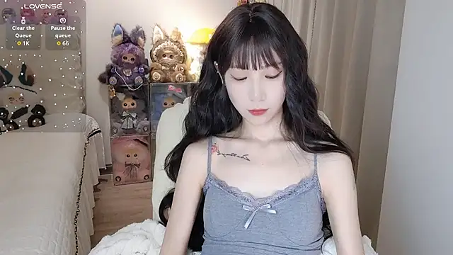 M-OTT_'s Live XXX Chat