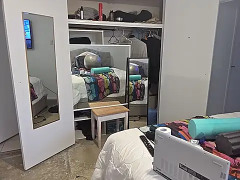 Czat XXX na żywo – Handsolo_porn