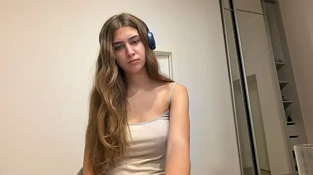 Show modela MarleenHaynie na web-kameri