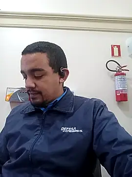 Chat XXX ao vivo de morenogostoso29