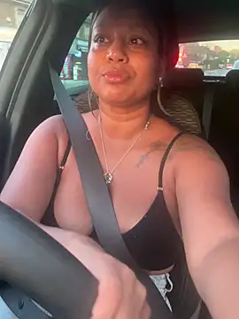 TammyOnTheMenu's Live XXX Chat