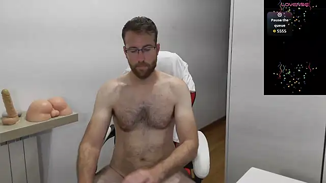 Chat +18 de machohiberiko ao vivo