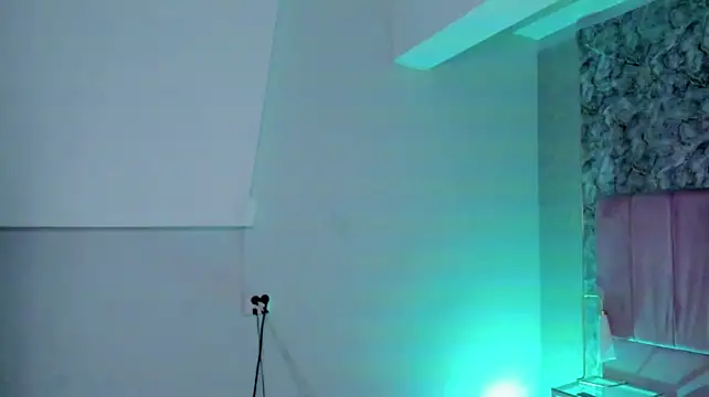 Chat XXX ao vivo de aliccecooper