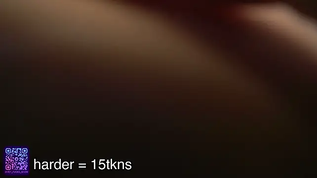 sisichki_pisichki Adlı Modelin Web Kamerası Şovu