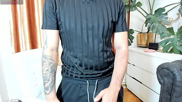 TommyDum Live XXX Chat