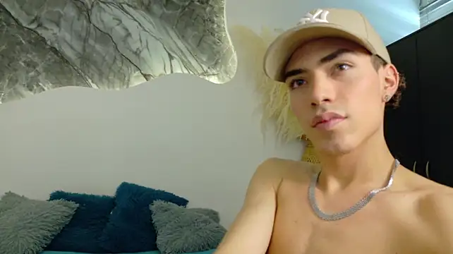 Chat +18 de Monyel_Blake ao vivo