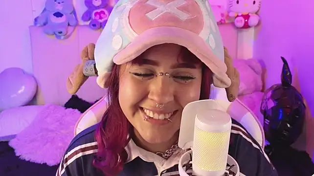 NekoWaifu's Live XXX Chat