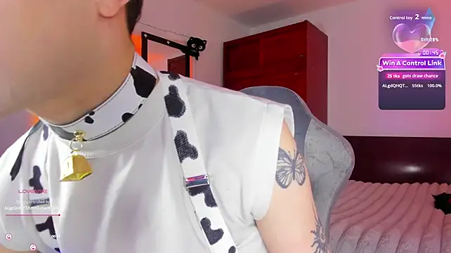 XXX chat uživo modela SebastianHilton
