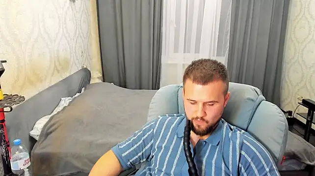 Vladik_b – Live XXX-chat