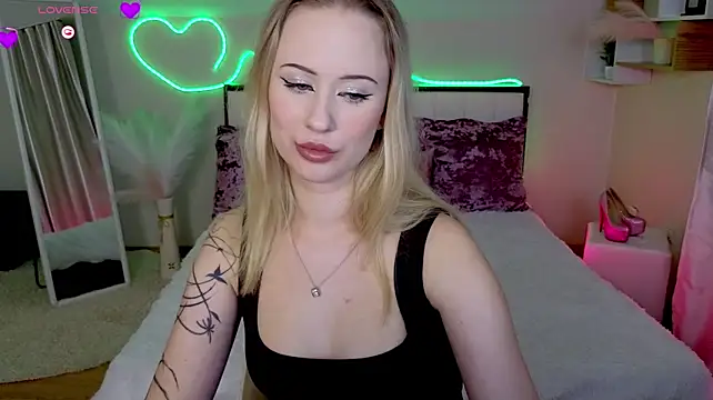 SashaBrooksn Live XXX chat