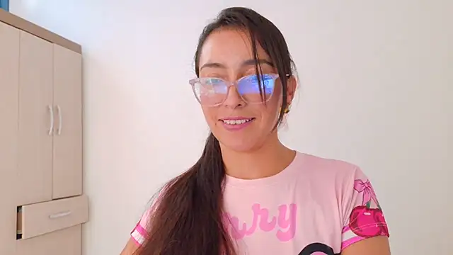 Ma_Alcazar Chat XXX live