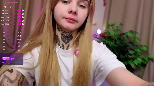 Chat +18 de Britney_Lynch ao vivo