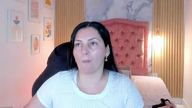 Chat +18 de angelswets ao vivo