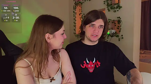 Chat +18 de RobertAndLinela ao vivo