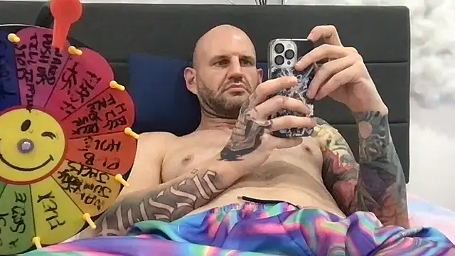 brianomally élő XXX-chatje
