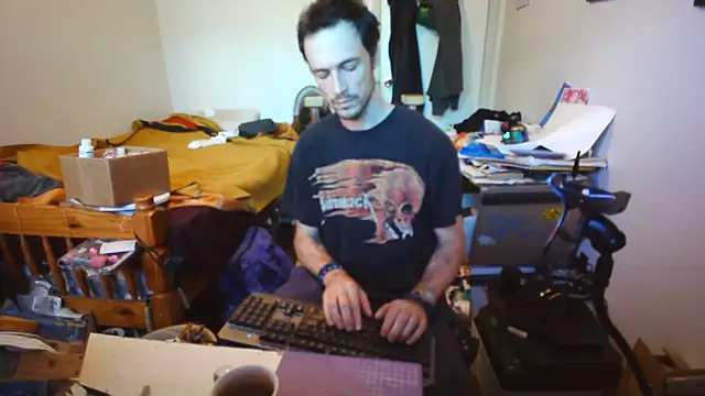 JohnnyMovesのウェブカメラショー