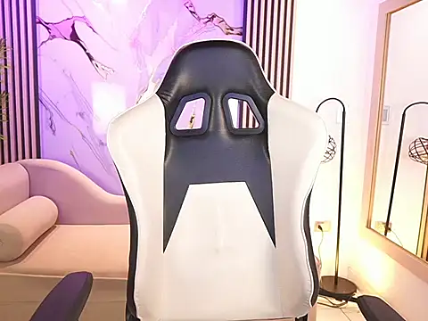 KataJenner 라이브 XXX 채팅