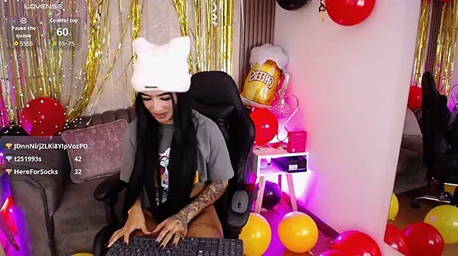 Chatroom XXX en direct de Raven_Wood