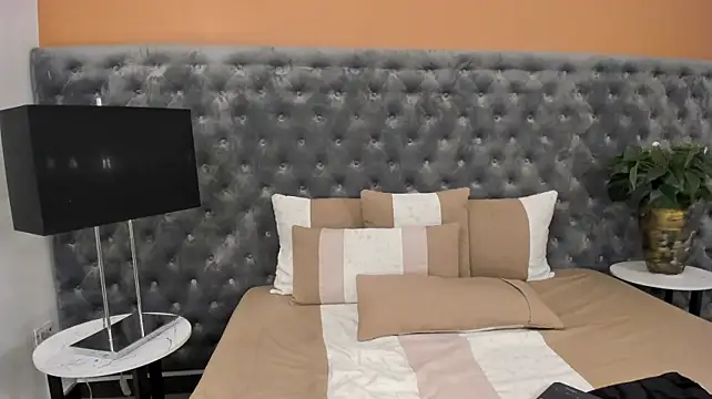 Chatroom XXX en direct de MeiBlackwood