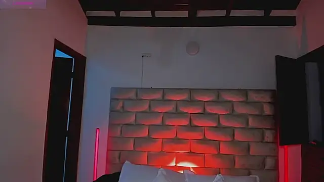 Živý XXX chat HollyGrey_