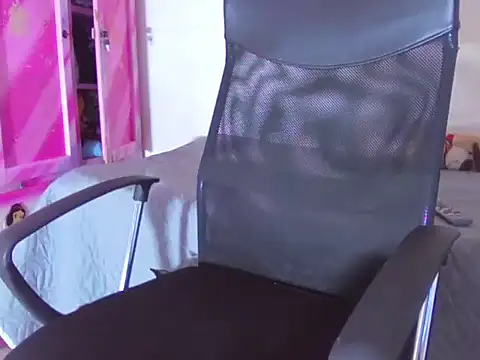 XXX chat uživo modela juanse22cm