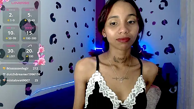 ivory_aiko's Live XXX Chat