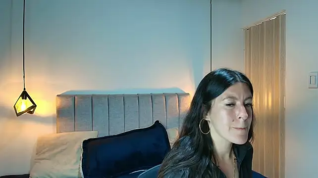 Živý XXX chat LiaCooper_