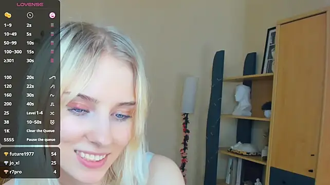 LaynePingitore Chat XXX in diretta
