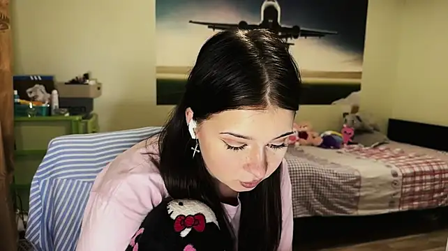 KatelinSpiegle's Live XXX Chat