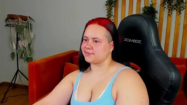DaisyHarts' Live XXX Chat