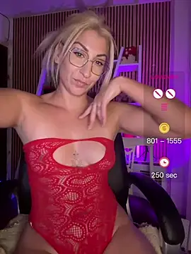 XXX chat uživo modela sofiah_