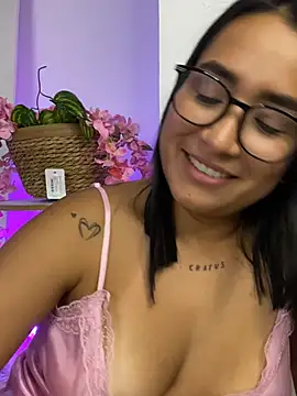 Val12777 XXX чат на живо
