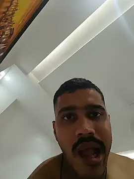 Chat XXX en directo de Mrgill09