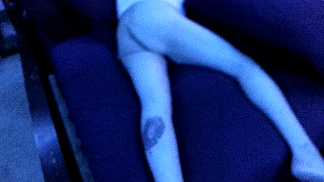 Time2playN303party's Live XXX Chat
