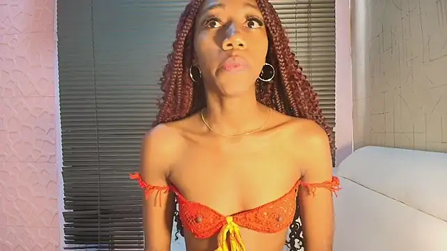 צ'אט XXX בשידור חי של NathalyLeen