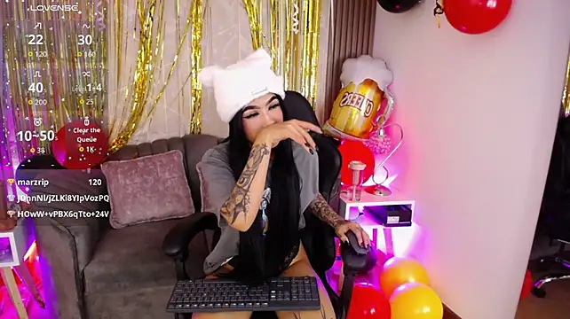 Raven_Wood Live XXX Chat