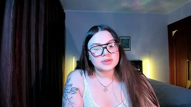 lilialil06 现场XXX聊天