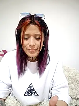 XXX chat uživo modela Lya_Ross19